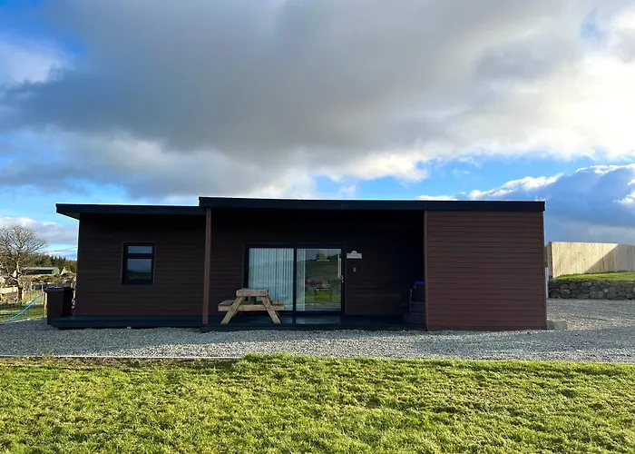 Belraugh Mountain View Hot Tub Lodges